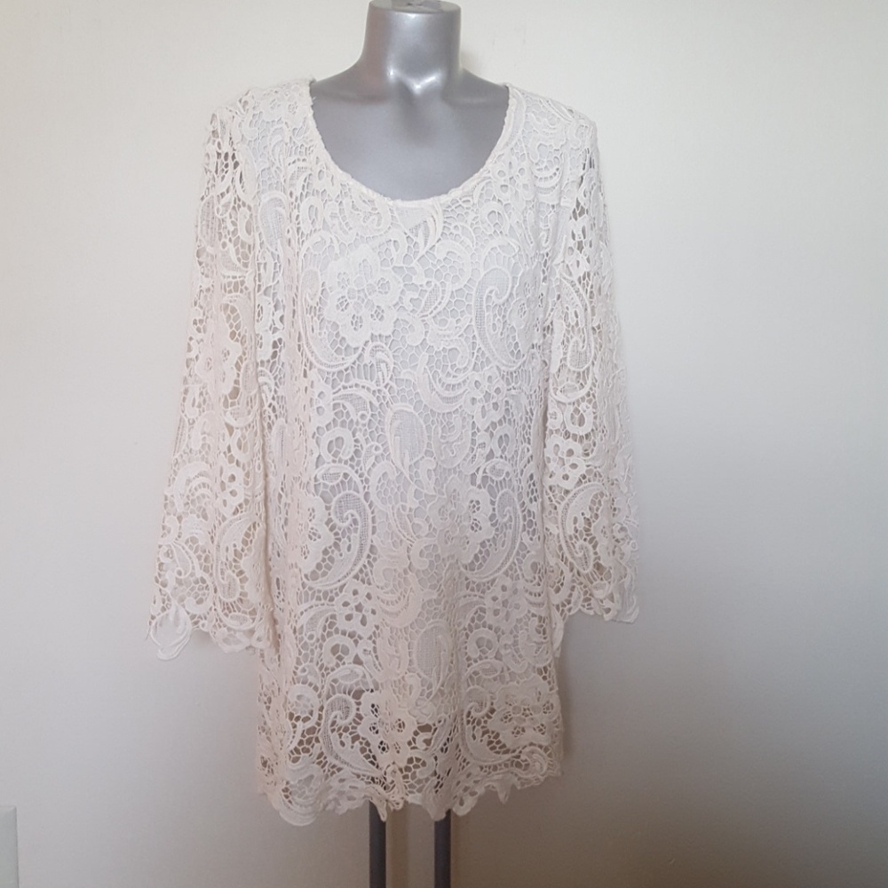 Lace Bell Sleeve Tunic